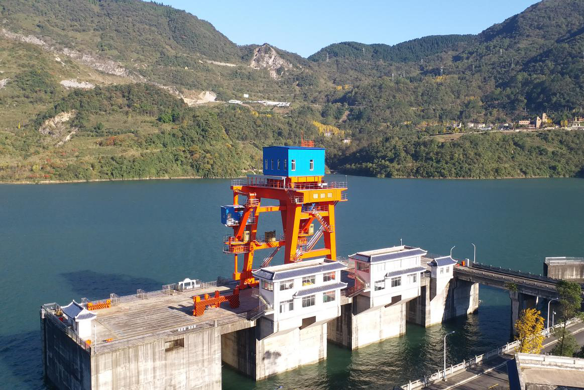 紫坪鋪水電站橋門機監控系統順利驗收